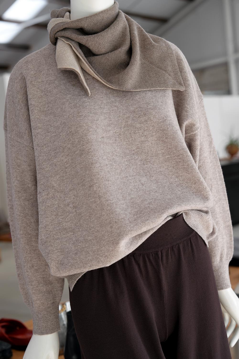Mailin Wool Pullover - taupe